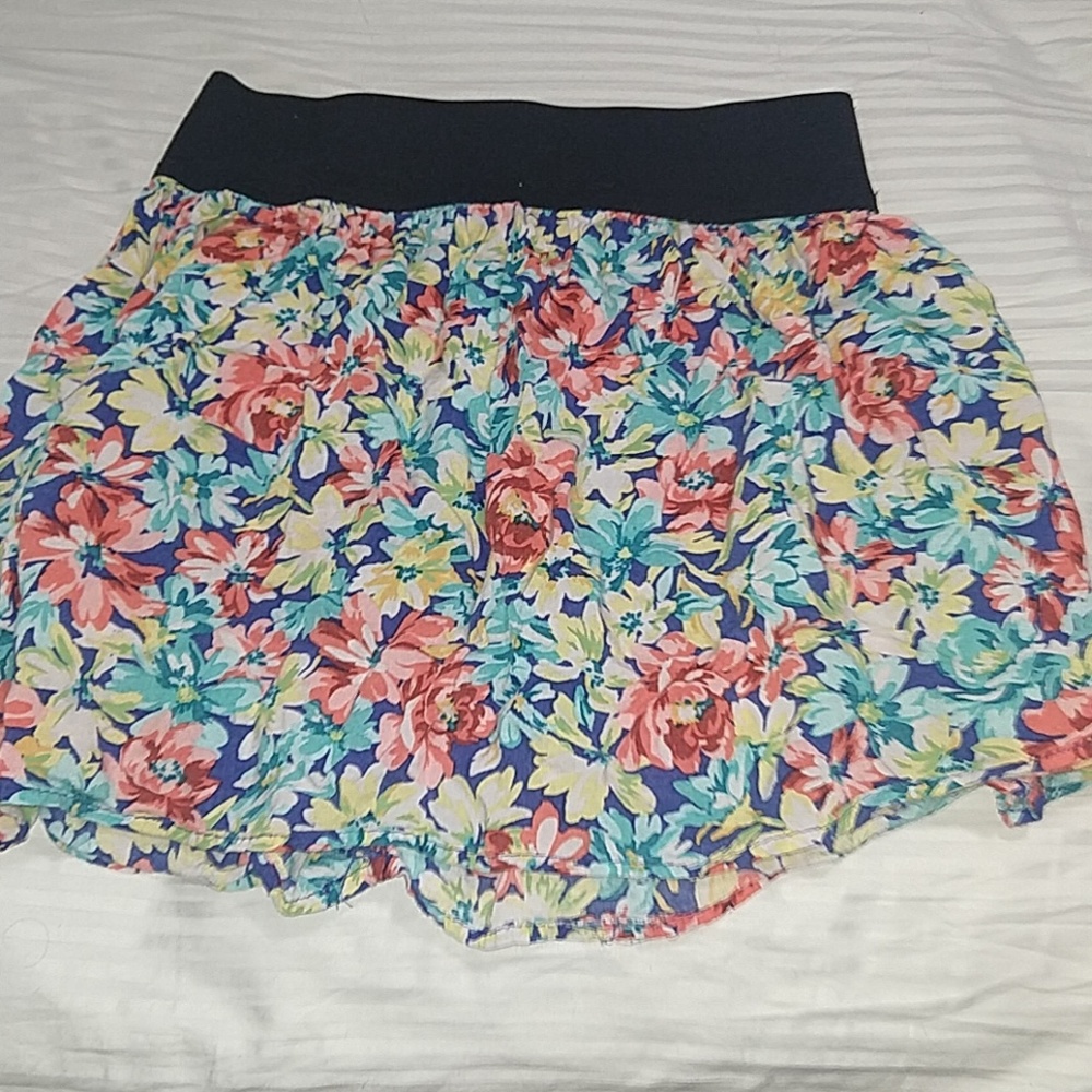 F21 floral skirt
